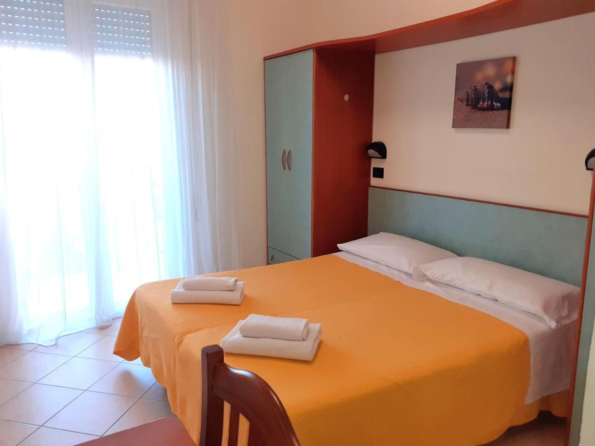 Hotel Brooklyn Rimini Ngoại thất bức ảnh